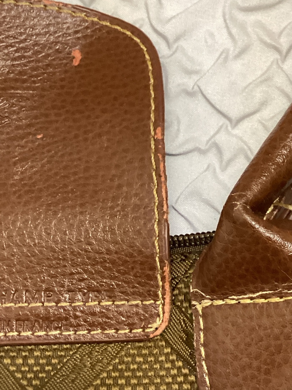 Longchamp Le Pliage lattice logo bag
French sophistication Timeless purse - Picture 9 of 16